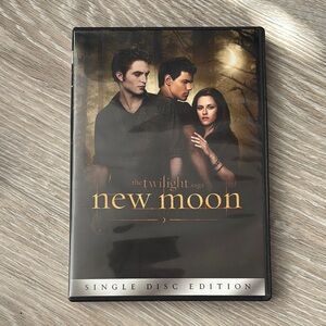 The Twilight Saga: New Moon DVD